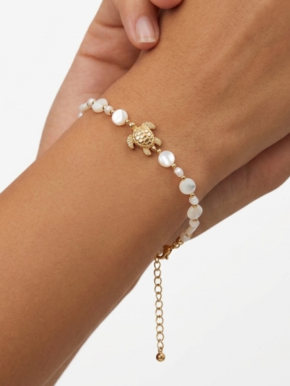The Sea Turtle Pearl Bracelet